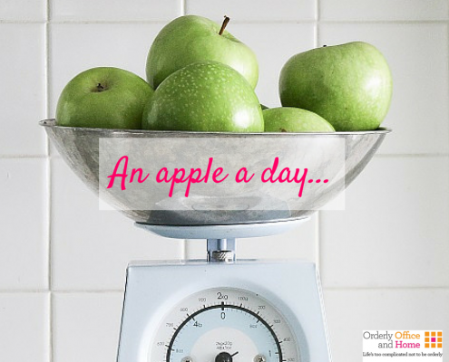 An apple a day... keeps the clutter at bay!